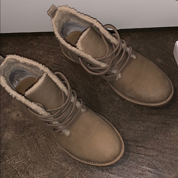 Fur booties - Picture 2 of 6